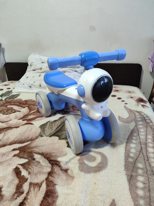 Дитячий балансувальний велосипед біговел