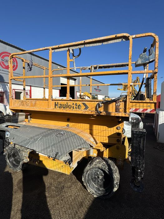 Plataforma elevatoria Tesoura Diesel 12mt usada