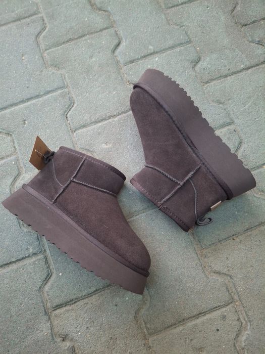 Лофери утеплені . Угги Уггі .   UGG