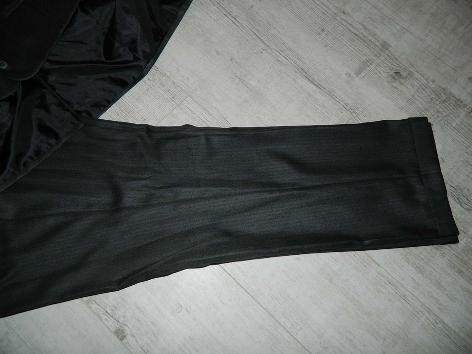 Garnitex męski trzy częściowy garnitur roz 108/182/96