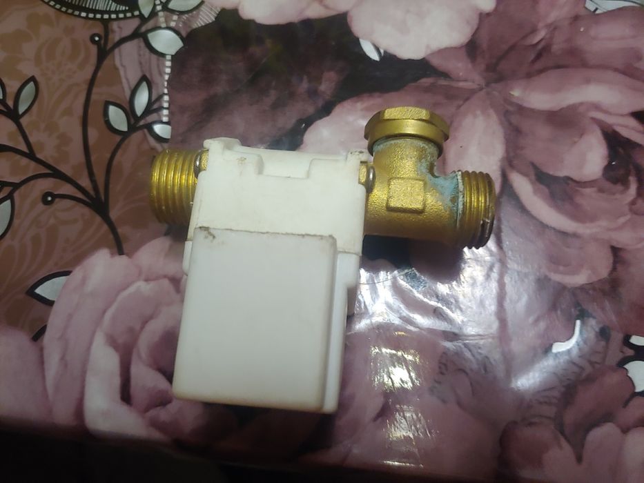 Электромагнитный клапан для воды(жидкость) Fcc-11S 12В