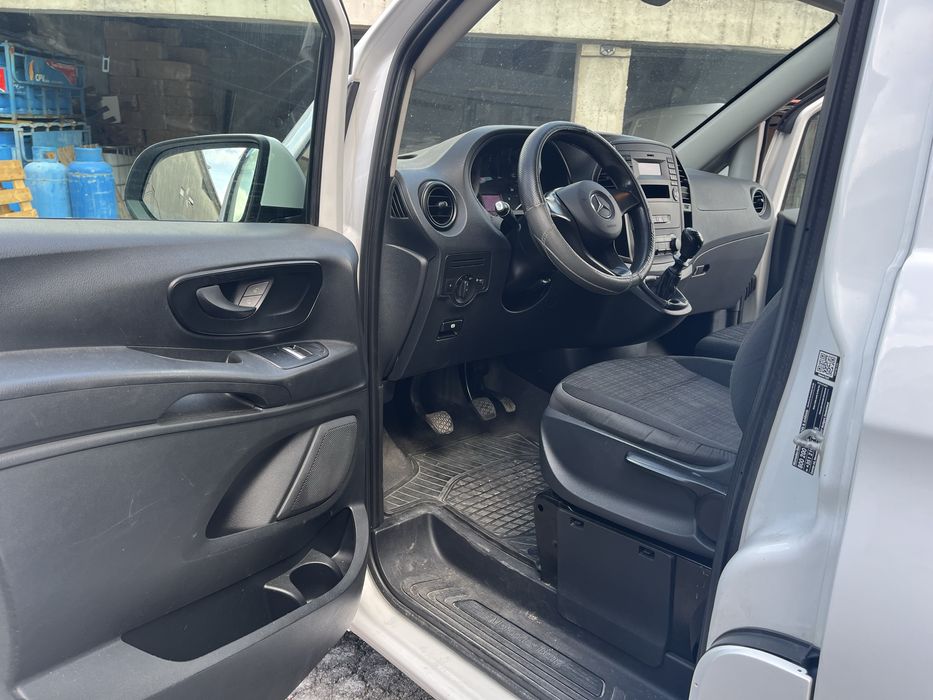 Mercedes-Benz Vito Longa