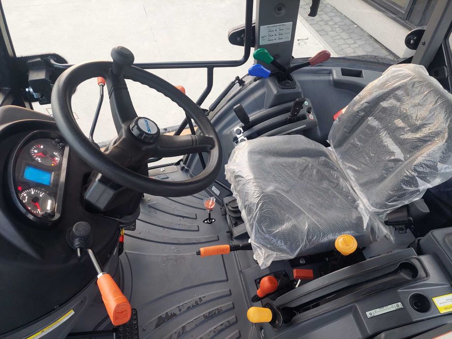 Ciągnik Rolniczy Sadowniczy Solis N 75 4X4 75 KM