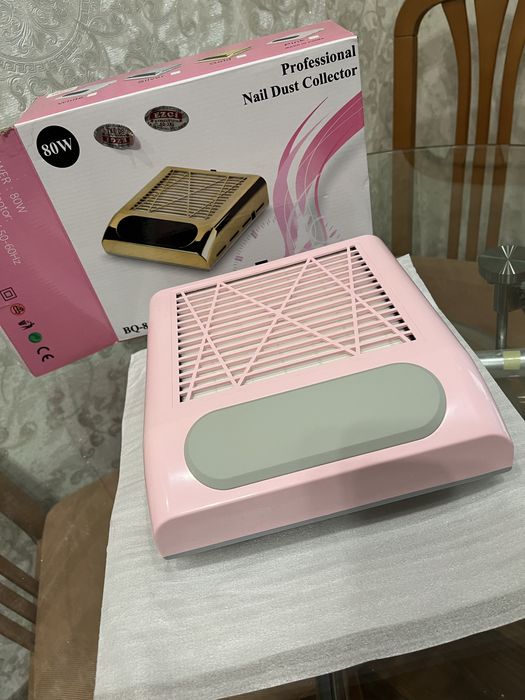 Продам лампу,витяжку для манікюру