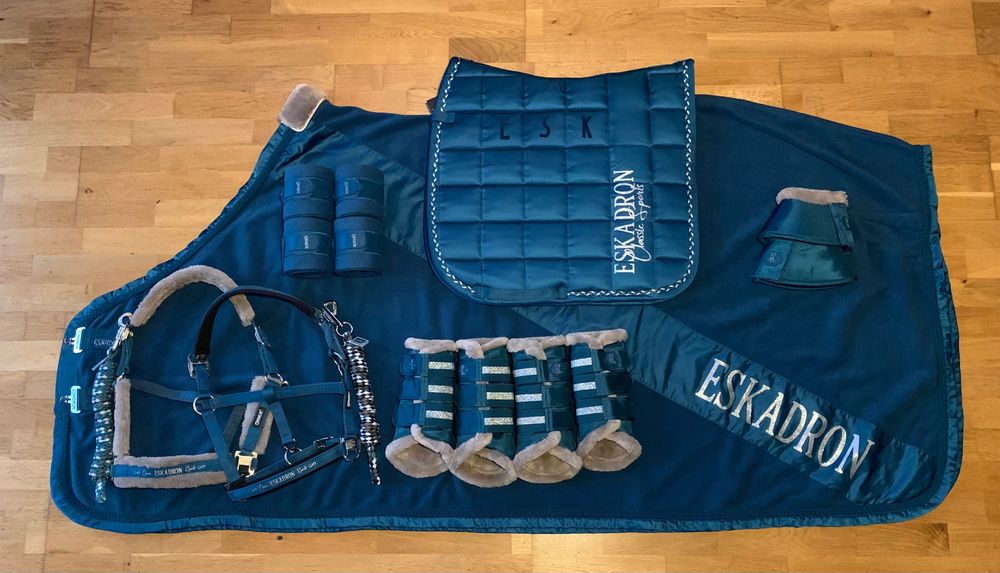 Czaprak Eskadron Tealblue DL nowy