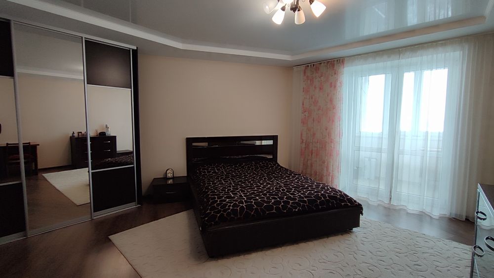 Продаж трикімнатної квартири (спецкошти, єВідновлення)