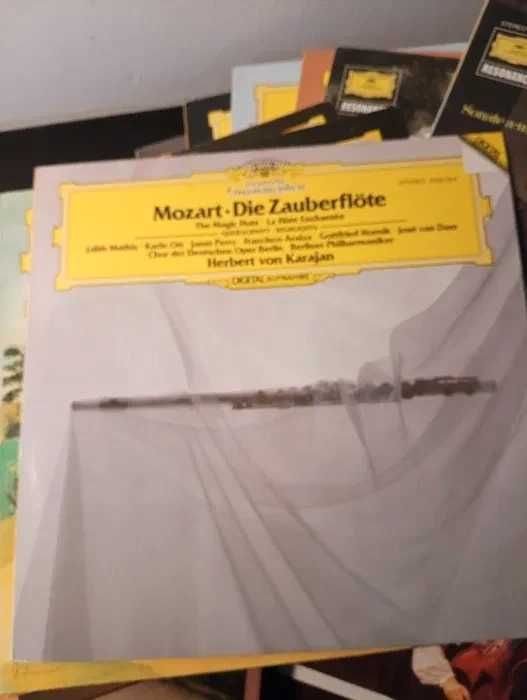 31 Discos vinil musica classica Coleção Deutsche Grammophon* Verdi, Puccini, Tchaikovsky, Beethoven, .