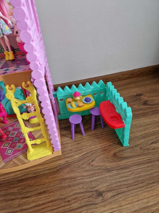Domek dla lalek enchantimals