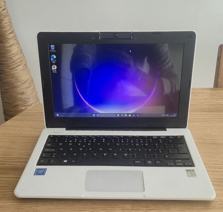 PC intel / SSD 128GB/ 4 GB DDR4