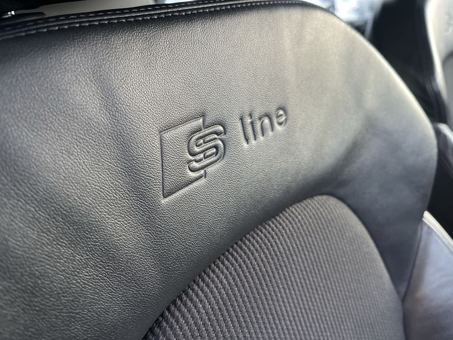 AUDI A4 S4 B8 A5 8T 5d SLINE fotele skóra czarne boczki rolety SUPER