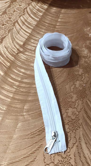 Retrosaria Costura Fechos e Fivelas diversos, etc. Total 16 peças