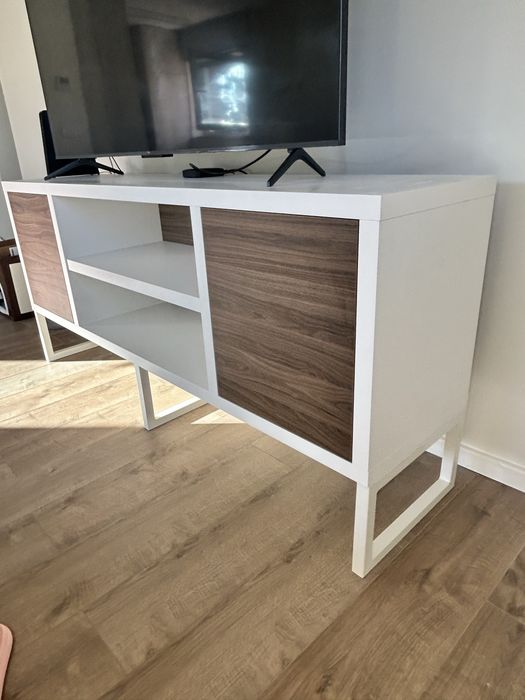 Móvel TV / Aparador 180 cm – Design Moderno – Branco e Nogueira