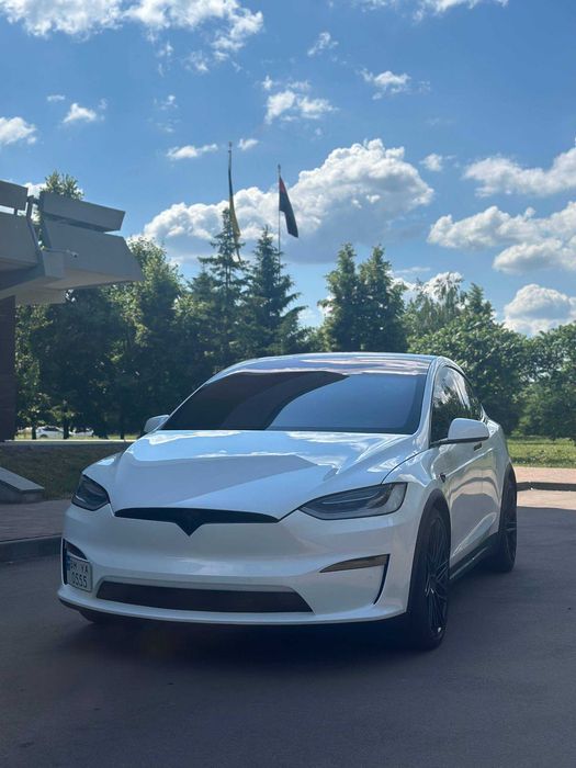 Tesla Model X Plaid