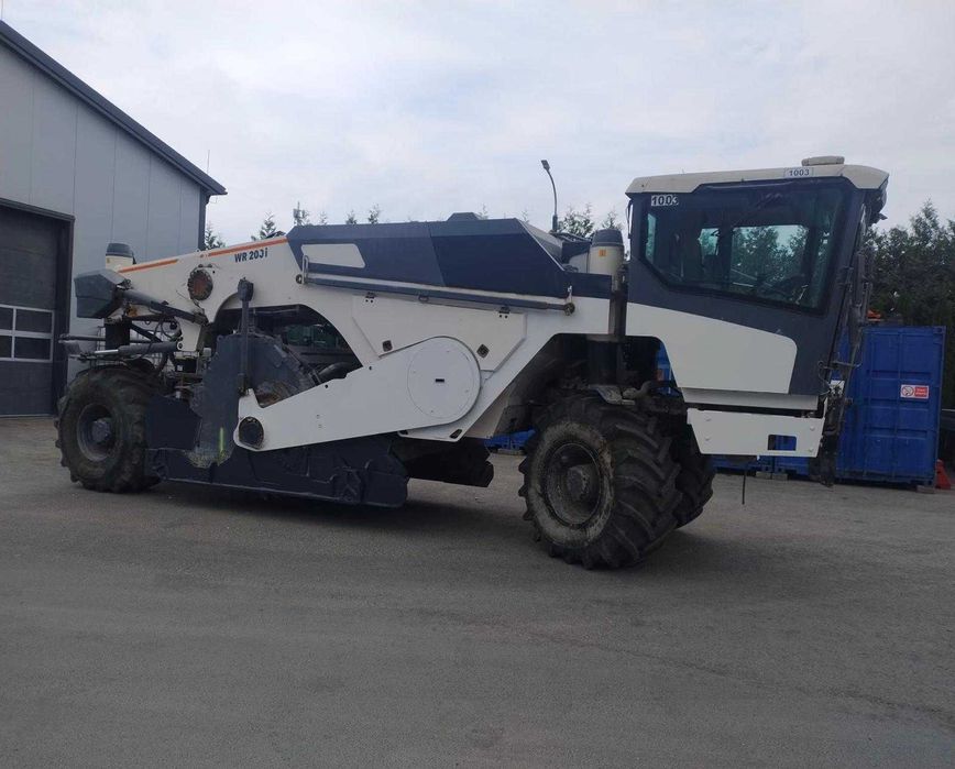 Stabilizacja gruntu i MCE | Wirtgen WR 200i z operatorem | Stabilizacja gruntu | Śląsk