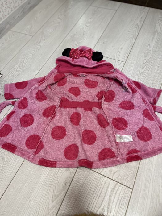 Детский махровый халат  Disney с Минни Маус розовый на 9-12 мес