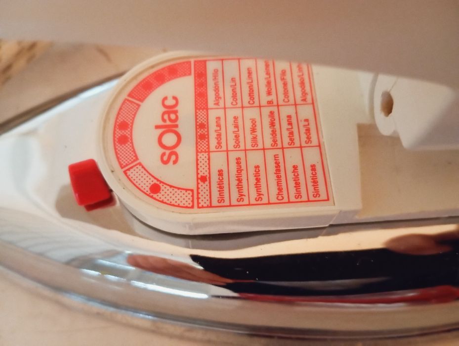 Ferro engomar viagem, Solac