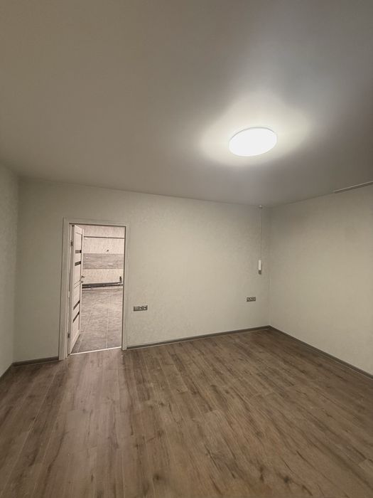 Продаж 3 кімнатної квартири жк Фаворит