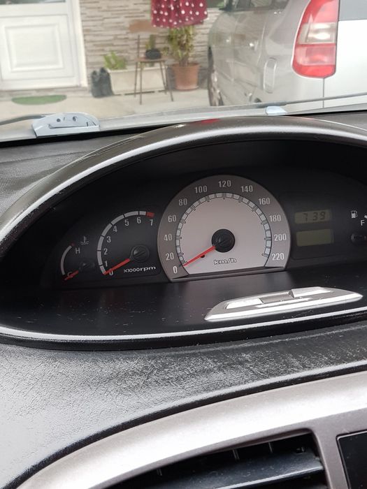 Hiunday Matrix 1.6 gasolina