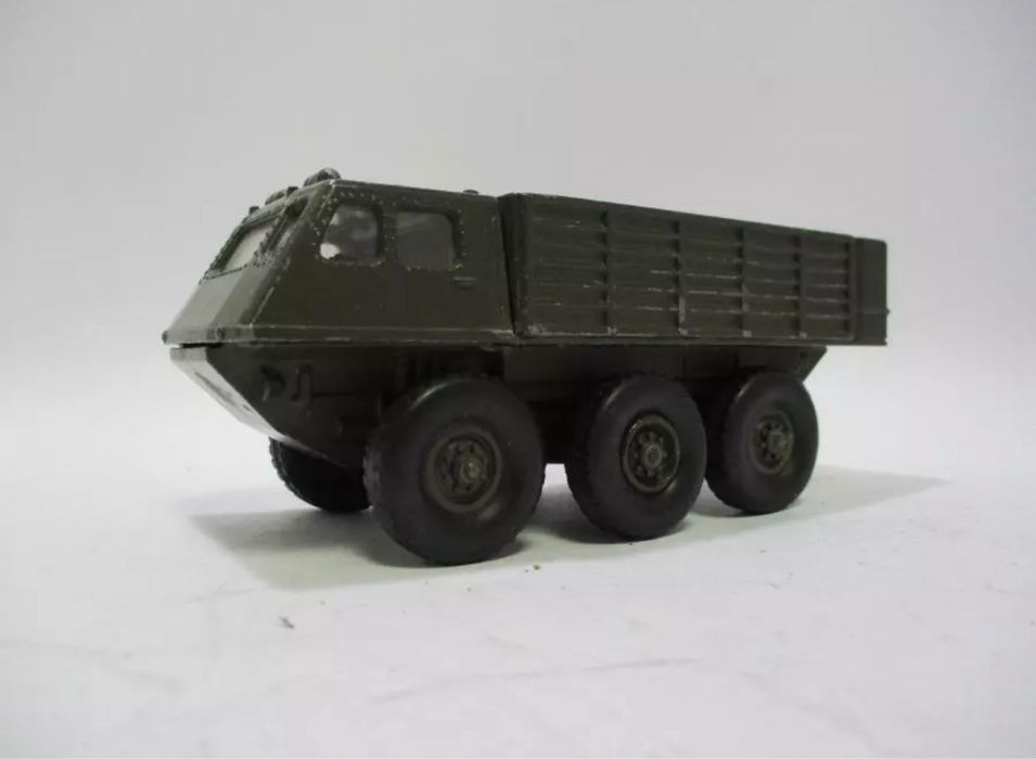 Miniatura Berliet Alvis da solido