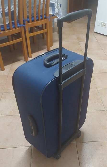 MALA DE VIAGEM DE PORÃO. Viagens,Casa,Mudanças,Passeio, Arrumação.