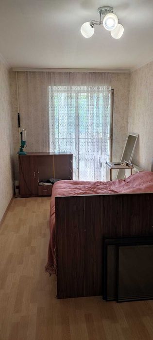 Продажа 2-х к. квартиры с автономным отоплением в Корабельном районе.