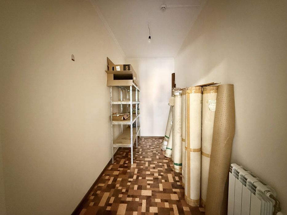 Продаж 2 будинків під комерцію , район Фастівської