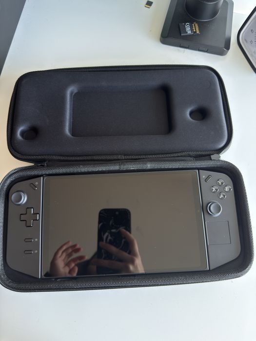 Lenovo Legion go z1 extreme  16+ 512 gb