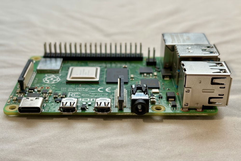Raspberry Pi 4 Model B 4GB