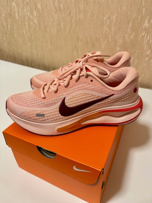 Жіночі кросівки Nike оригінал