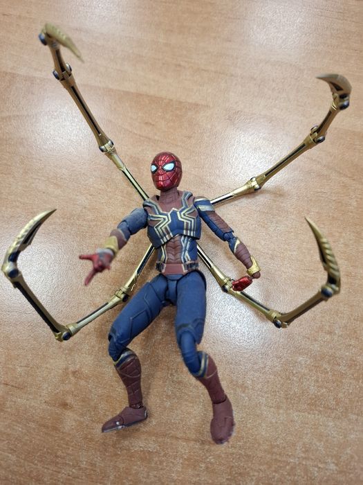 Figurka Iron Spider