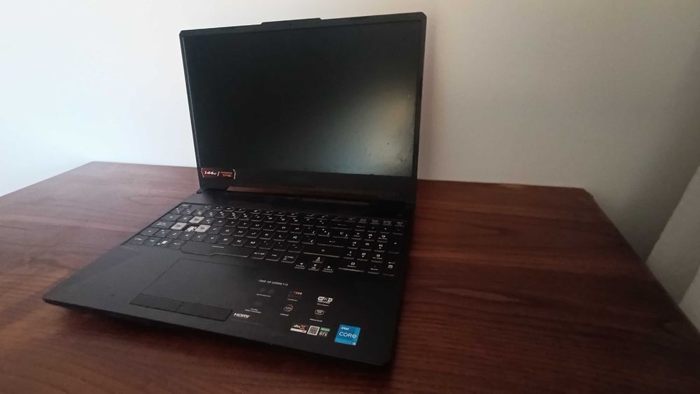 Portátil ASUS TUF F15