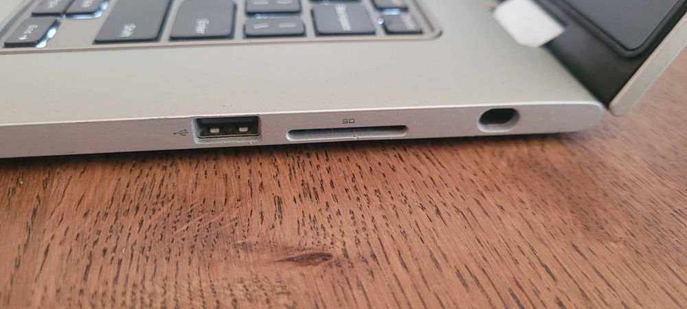 Laptop Dell Inspiron 7347 – i5 / 8 GB / Win10