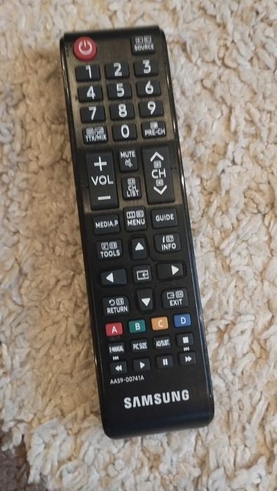 Телевизор SAMSUNG 22" FullHD