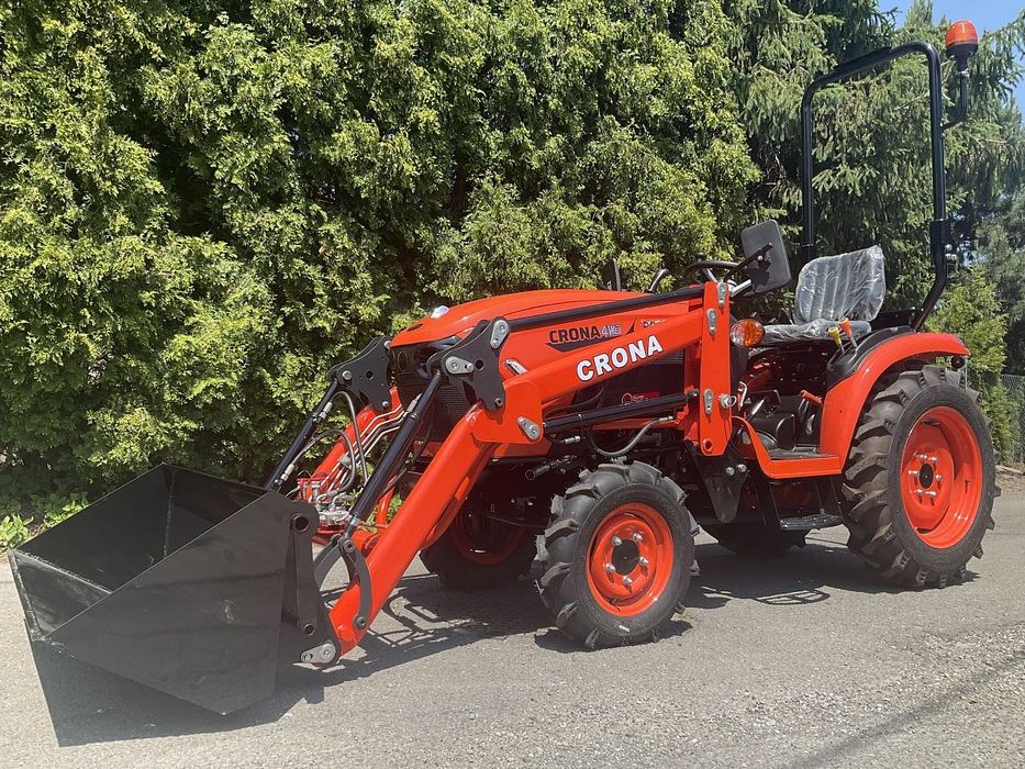 Nowy Minitraktor CRONA CR2601X 26KM | 4x4 | 9 biegów | Podnośnik 750kg | EURO 5 | 2026