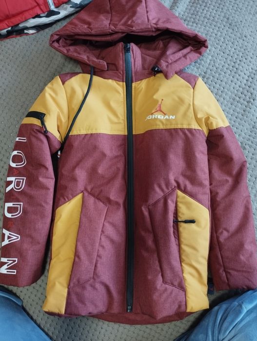 Куртка весна, осінь