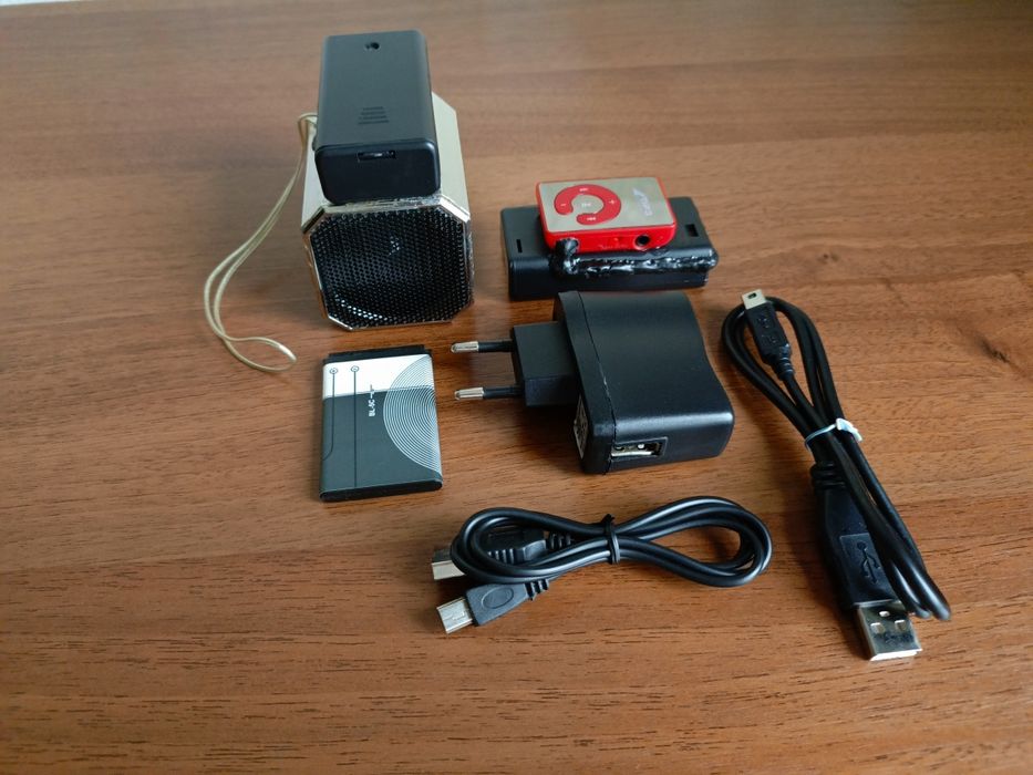 Продам портативну колонку