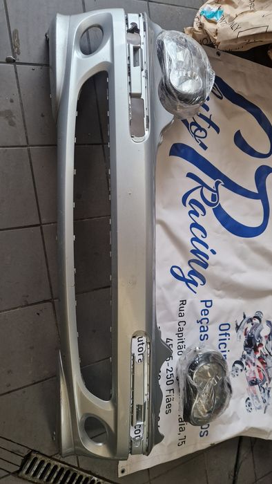 Para choques frente mercedes w203  ano 2005