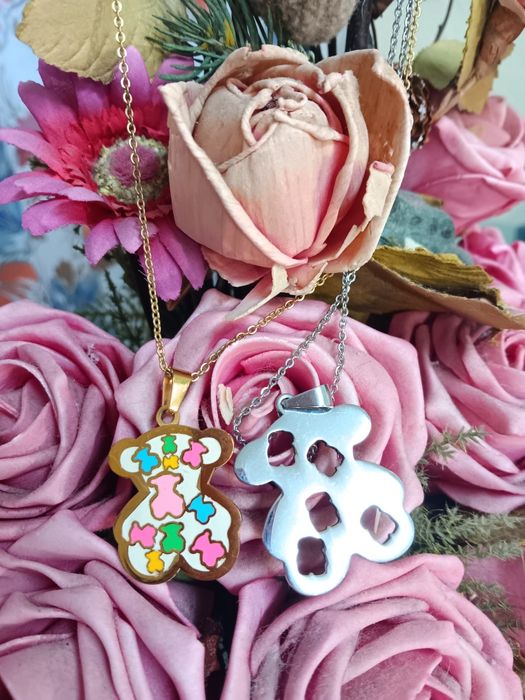 Artigos em  aço  novos Mk ursinho