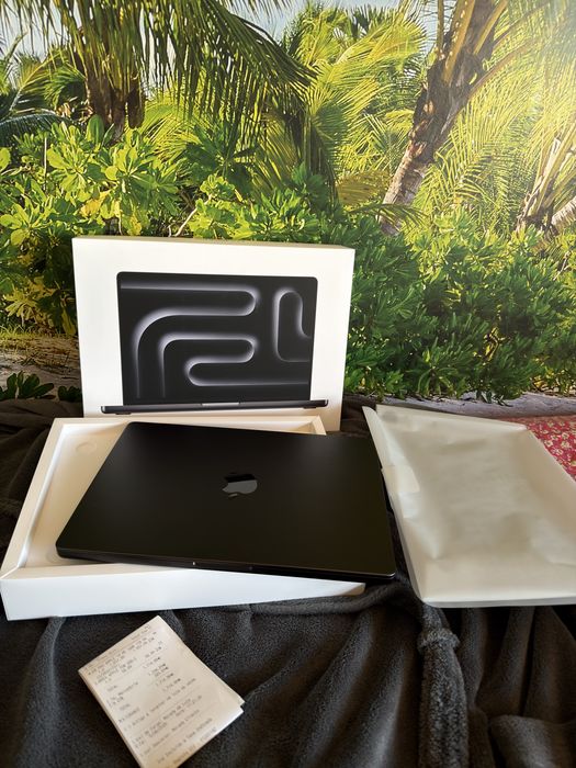 Macbook Pro M5 16 Gb 1TB como novo