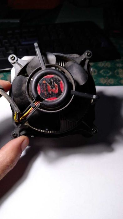 Кулер до процессора