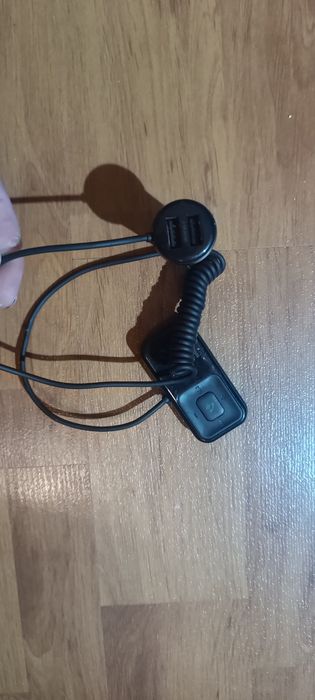 FM модулятор підтримує Ipod ,Iphone