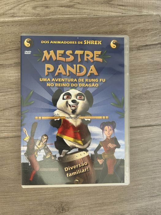 8 DVDs originais de filmes infantis.