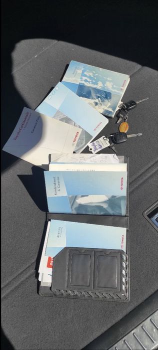 Продам Toyota Avensis 2003 р.  2.0 бензин