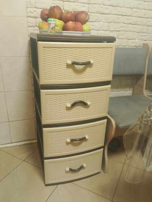 Комод пластиковый Стиль