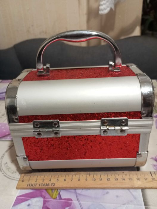 Органайзер-скринька для жіночих таємниць