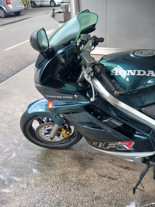 Honda  VFR 750 RC36