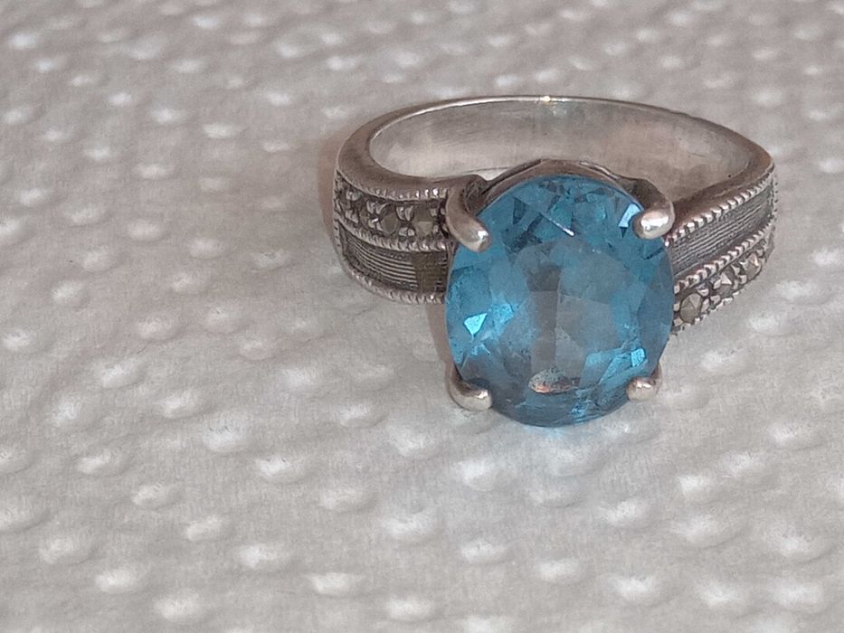 Stary srebrny pierścionek z oczkiem i markazyty H 925 - PRL 6,00g