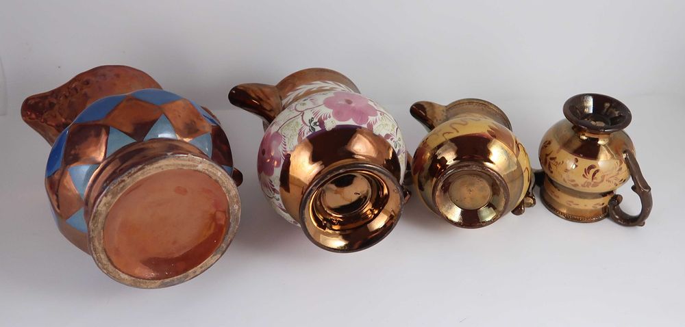 4 Jarros antigos em porcelana Lustrina