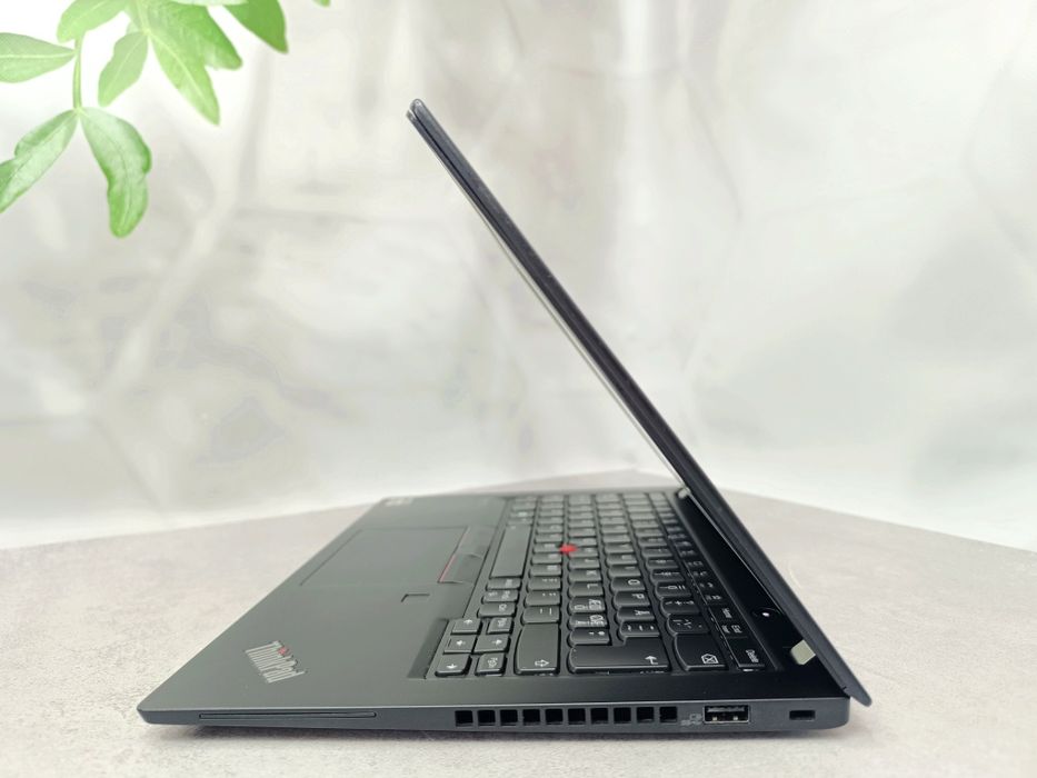 Ноутбук Lenovo ThinkPad X13 Gen 1/Ryzen 5 4650U/6 ядер/16/256/13"/IPS