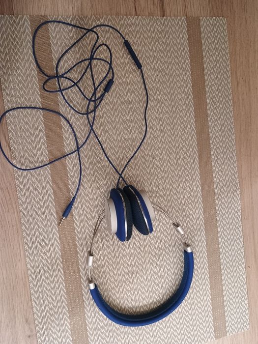 Eleganckie i  niskoprofilowe hi-fi słuchawki Bowers & Wilkins P3